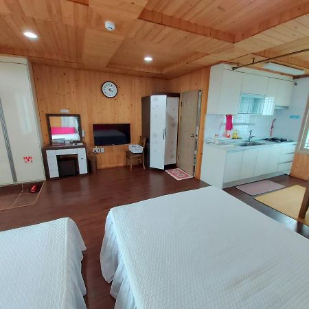 Feeling Good House Hotell Jeju Exteriör bild