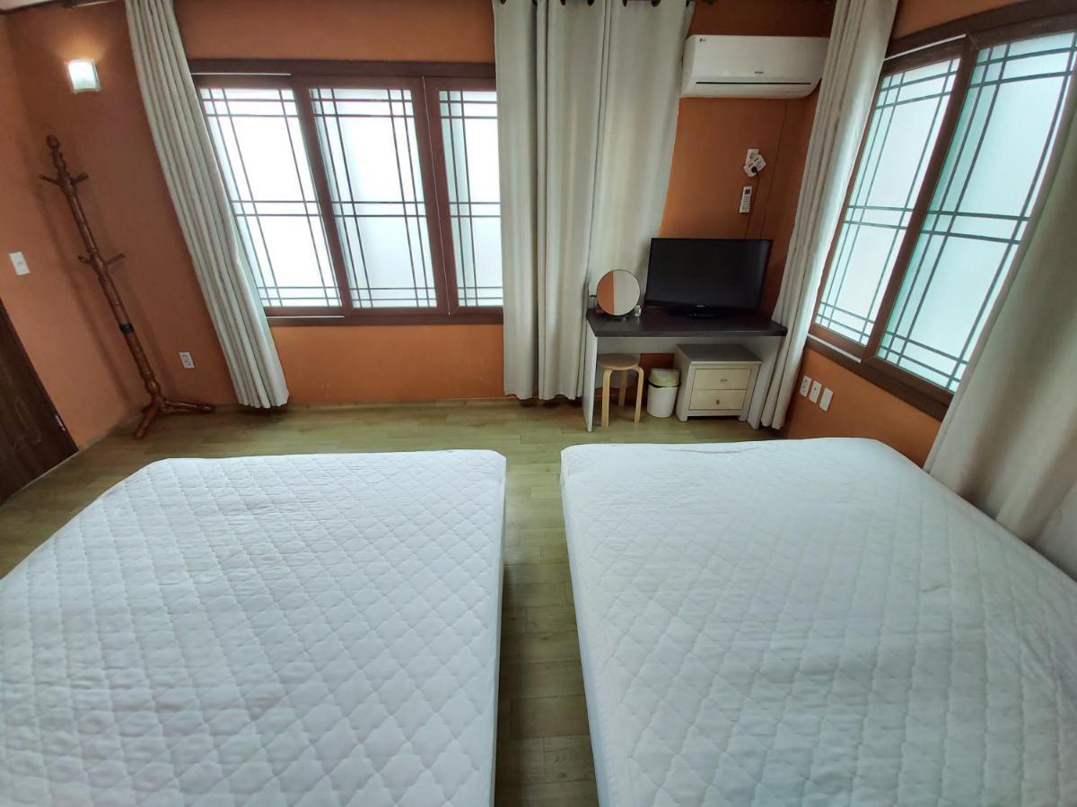 Feeling Good House Hotell Jeju Exteriör bild